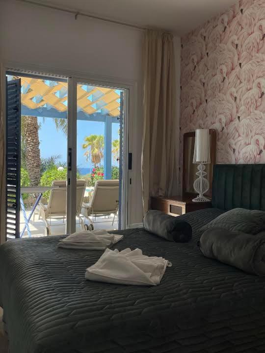 Timeless Cyprus Apartment Paphos Exterior photo