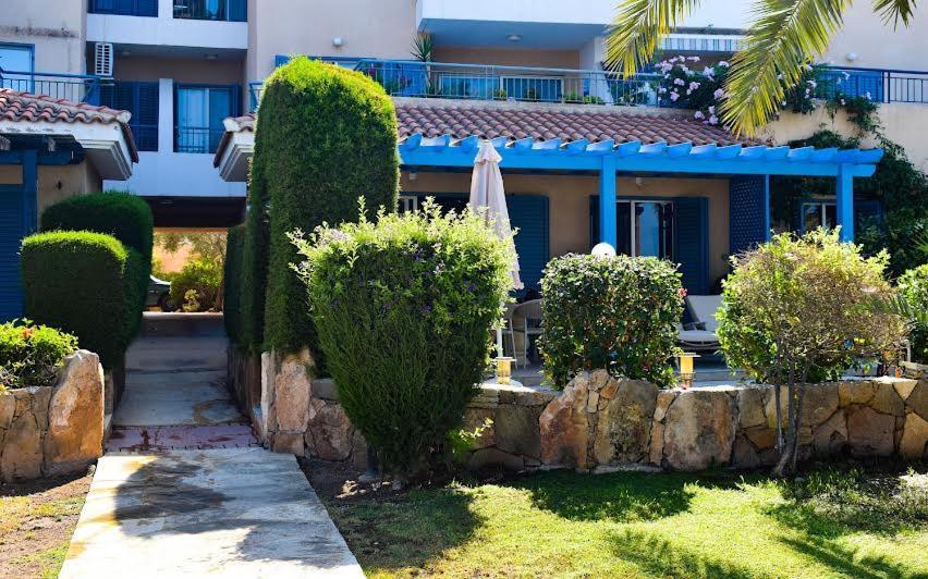 Timeless Cyprus Apartment Paphos Exterior photo